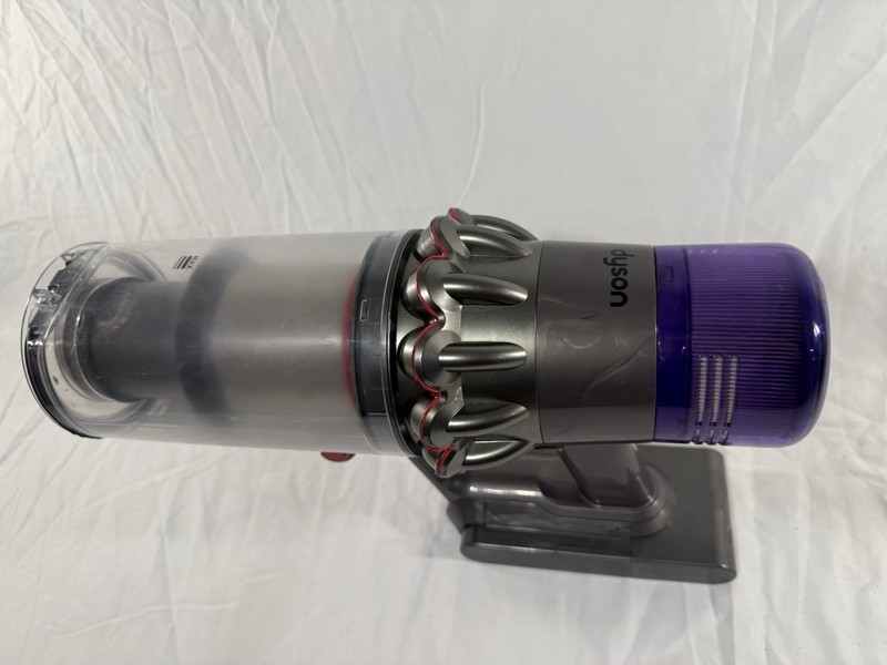 Dyson V11 Versatile And Cordless Stick Vacuum Cleaner SV28 6363A Tested Good !!! gallery