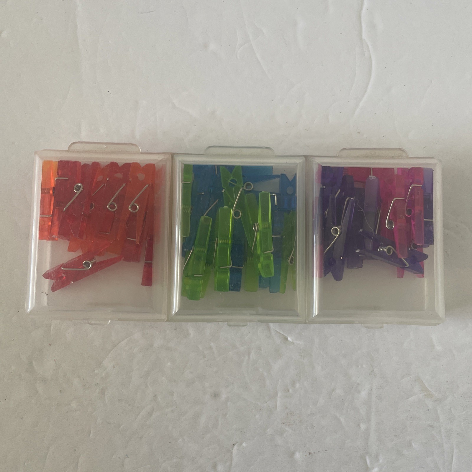 Plastic Mini Travel Clothespins Red, Green, Orange, Pink, Purple, Blue With Case gallery