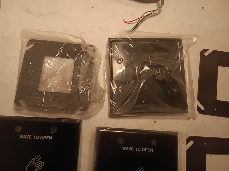 BEA 10MS08U Magic Switch Microwave Touchless Switch (L1B) gallery