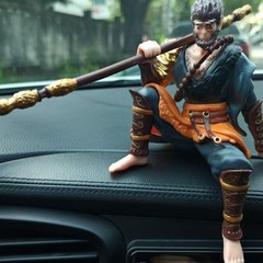 Unique Monkey King Statue Accessory Suitable for Car Dashboard & Desktop Décor