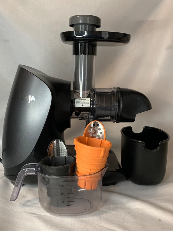 Ninja Cold Press Juicer Pro - Graphite (JC101) gallery