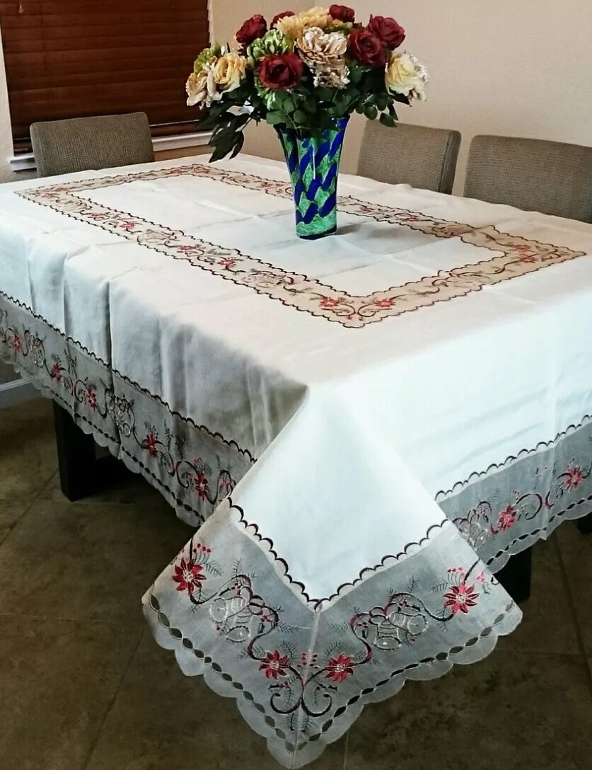 Holiday Christmas 54x72" Polyester Embroidered Red Poinsettia Tablecloth Party gallery