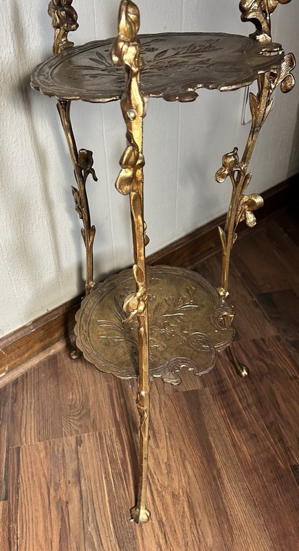 Antique SOLID BRASS 2 Tier Curio Stand, Accent Table, Plant Stand w 3FLOWER LEGS gallery
