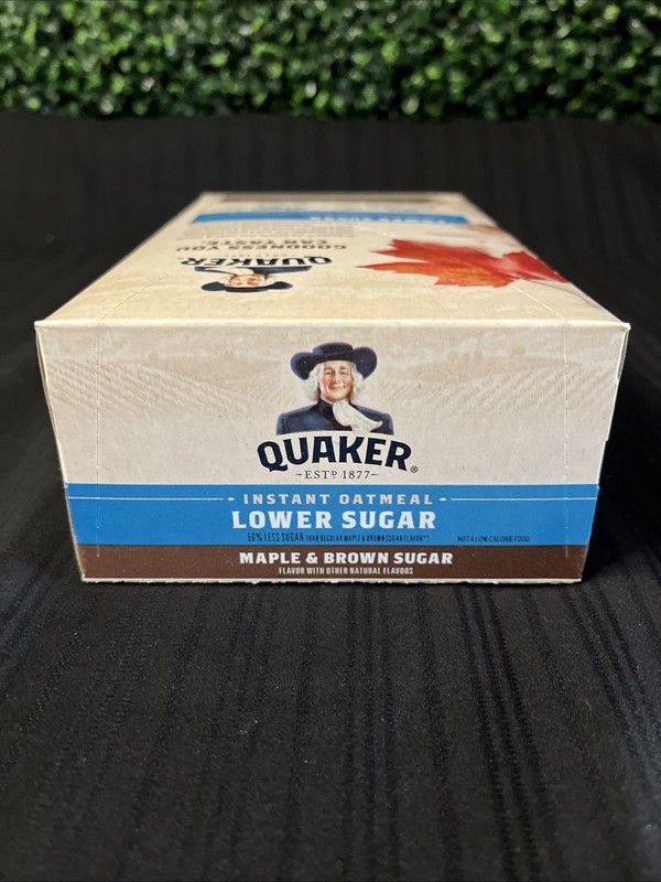 Quaker LOWER SUGAR Instant Oatmeal MAPLE & BROWN SUGAR, 8 Packets / 9.5 Oz. Box gallery
