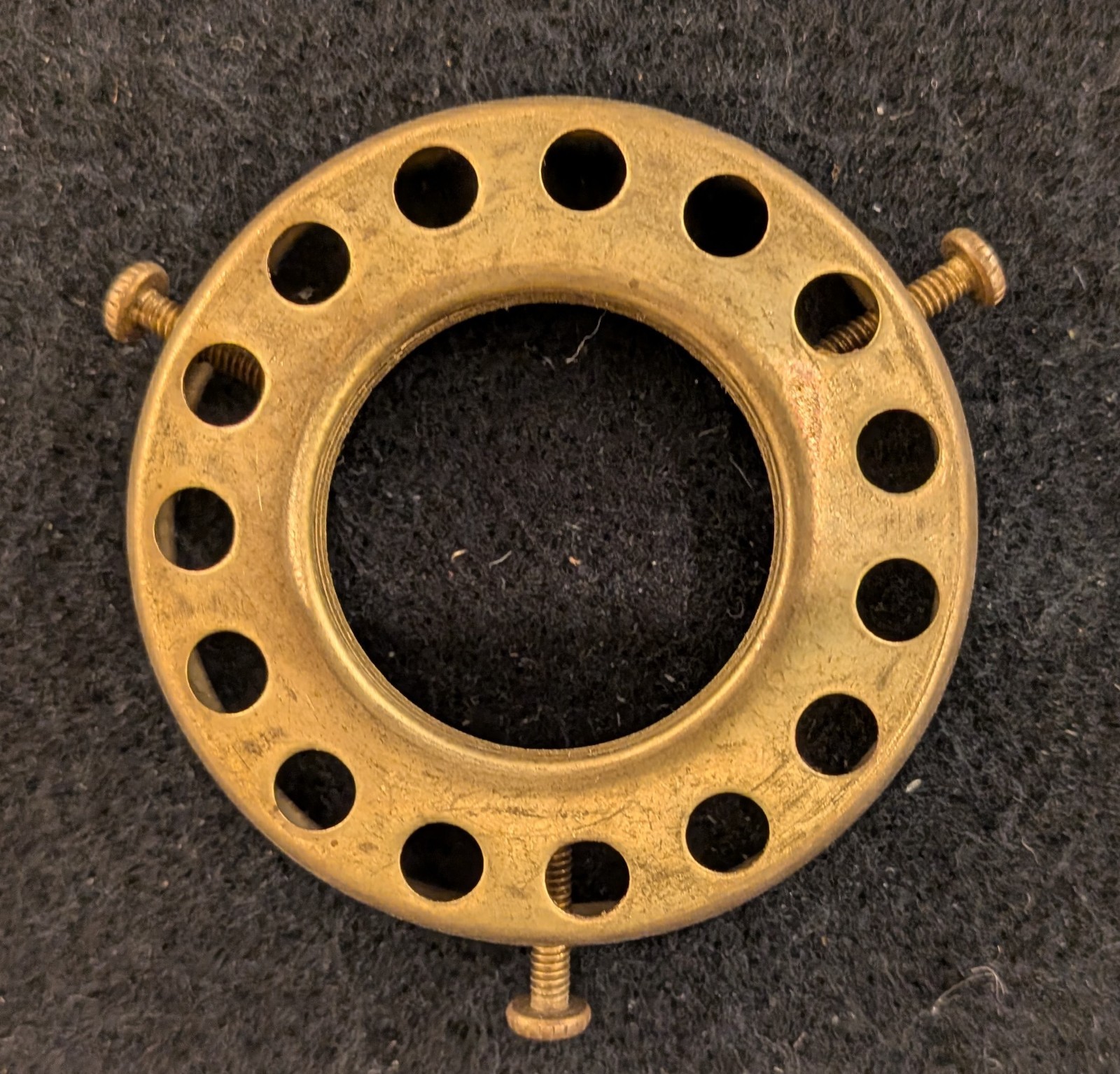 Vintage 2-1/4" Fitter - Uno Threaded Shade Holders, Stamped Brass set of 6 gallery