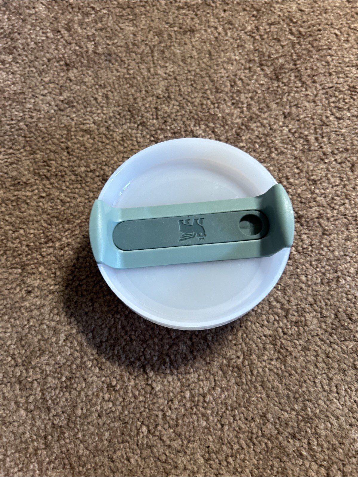 Stanley Plastic Container Lid White Grey Solid Color Replacement 40 oz gallery