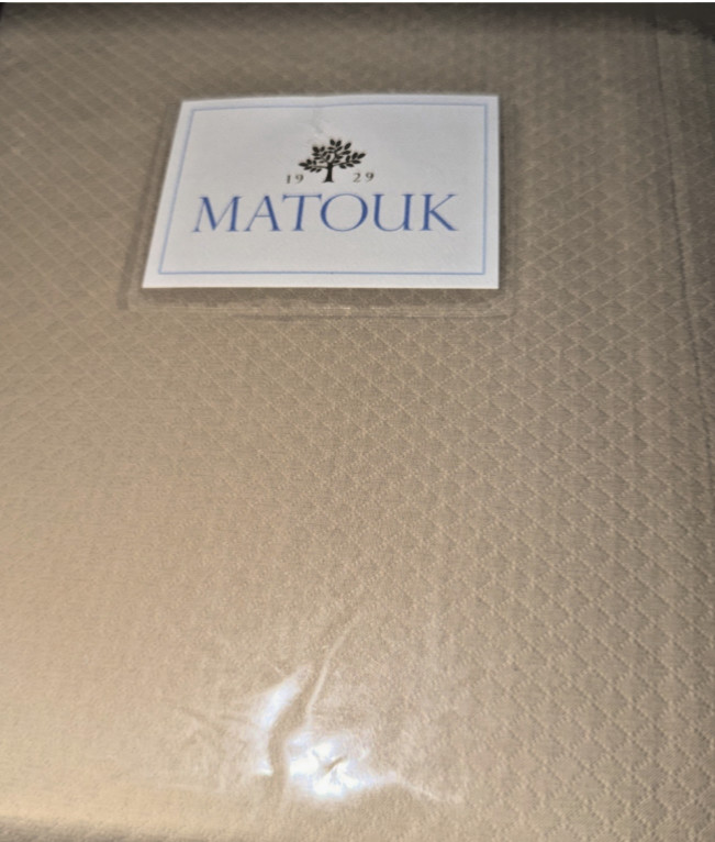 Matouk~Coverlet~Queen~Elliot~Diamond~Cotton Blend~Tan~made USA~NWT gallery