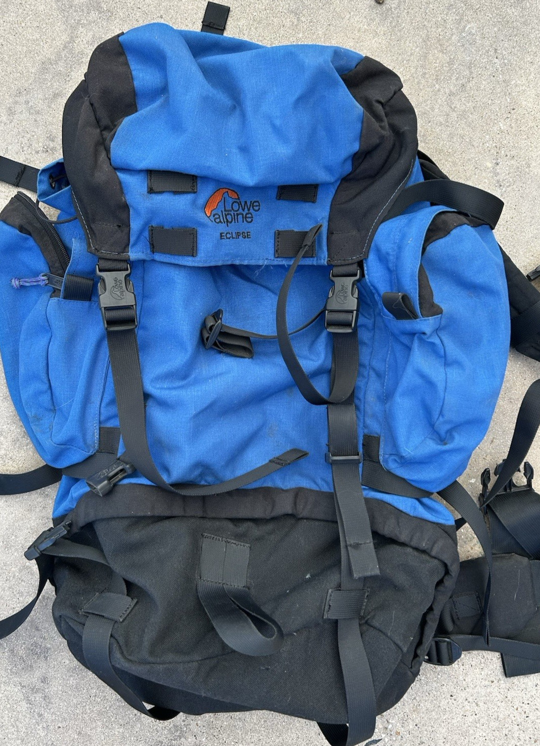 Lowe Alpine Eclipse Blue/Black Expedition Hiking Backpack Broken Zipper Peeling 2