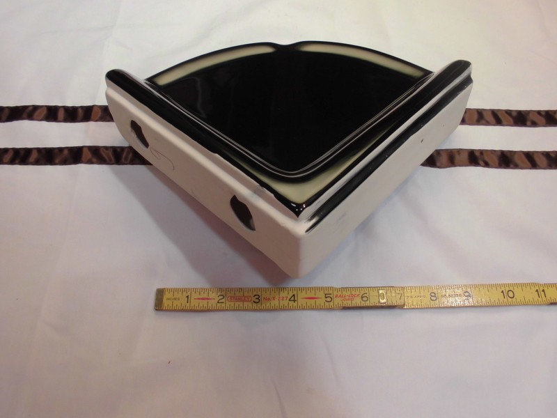 Ceramic *Glossy Black* Large Corner Bath-Shower Soap Dish-Tray-Shelf, New Mint gallery