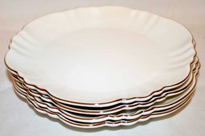 Grace Teaware Solid White Gold Trim Scalloped Rim Set of Four Dinner Plates New gallery