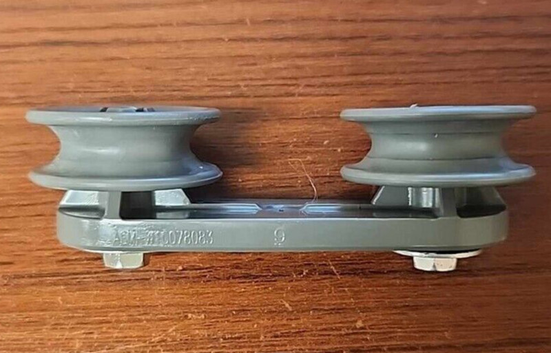 Whirlpool Dishwasher ROLLER ASSEMBLY W10078081 for WDT970SAHZ0 gallery