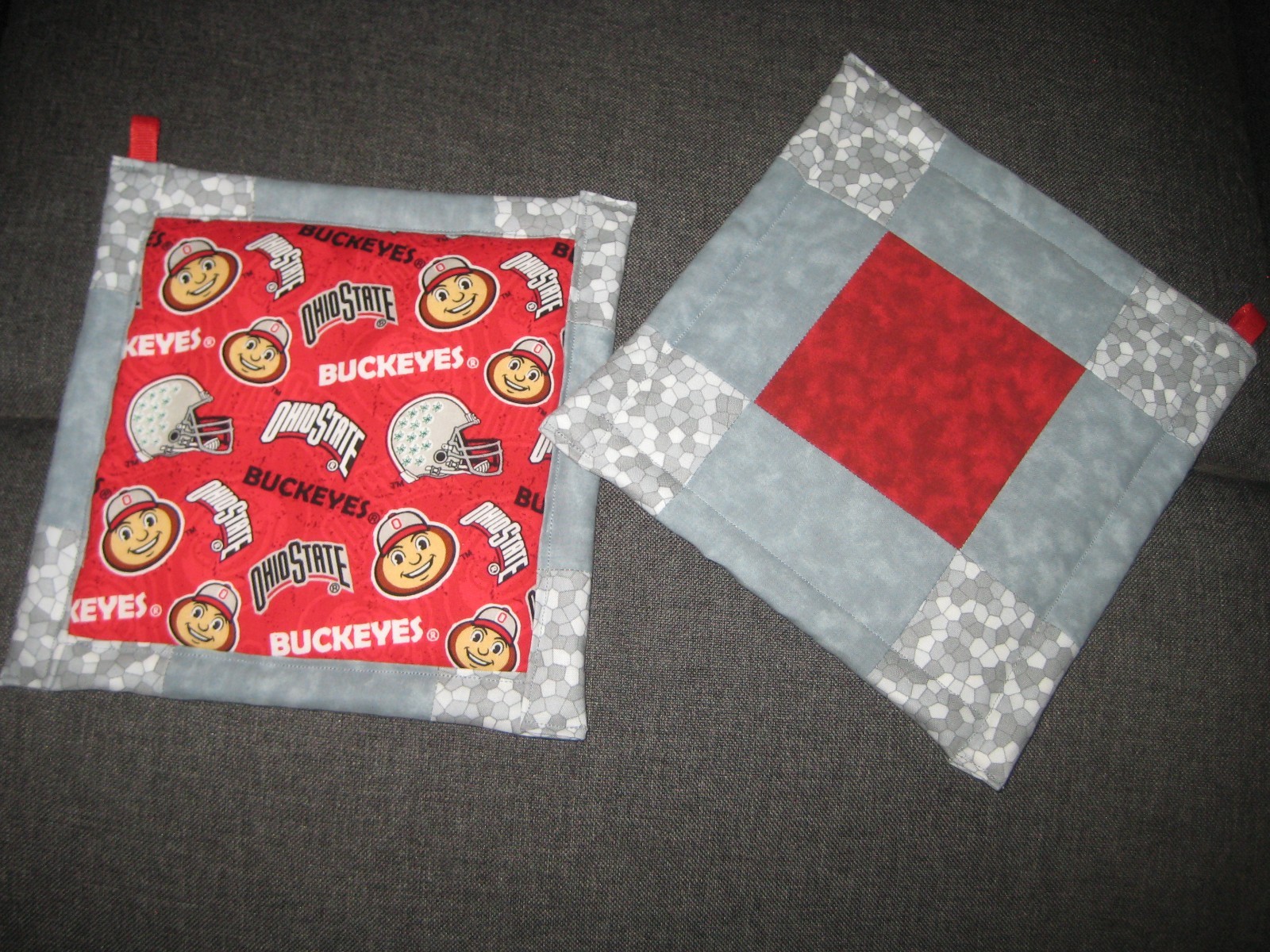 Ohio State Buckeyes w/pieced backing Handmade Kitchen Potholder Set of 2 gallery