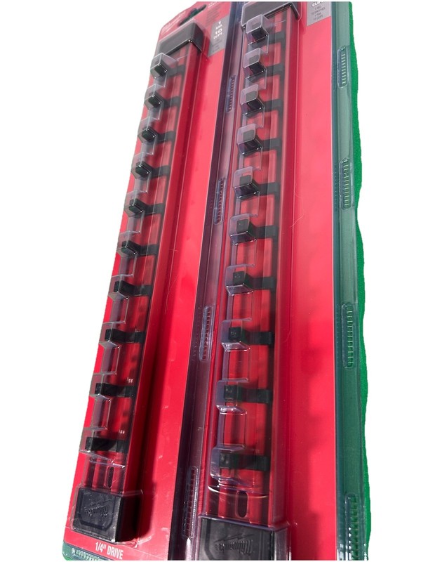Milwaukee 49-66-6734 1/4in Drive Socket Rail 2-Pack w/10 Clips gallery