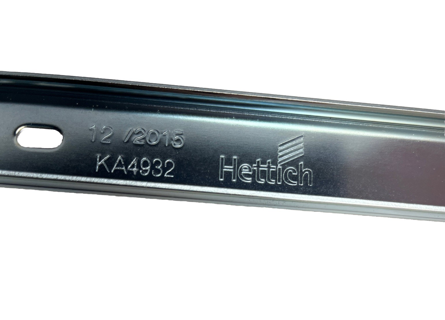 Hettich KA4932 Over Extension 18 in. Drawer Slide 130 lb. Capacity (No Screws) gallery