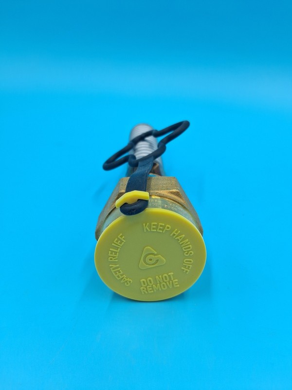 500 GALLON PROPANE TANK INTERNAL SPRING RELIEF VALVE 1" NPT 250PSI LPG MALE PIPE gallery