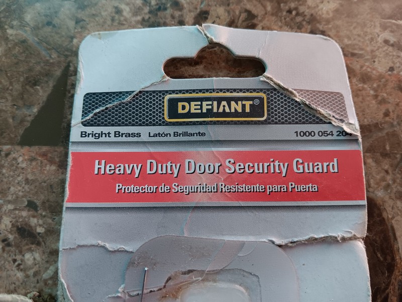 Defiant 2 pack Heavy Duty Security Door Guard Bright Brass 1000 054 204 NEW gallery