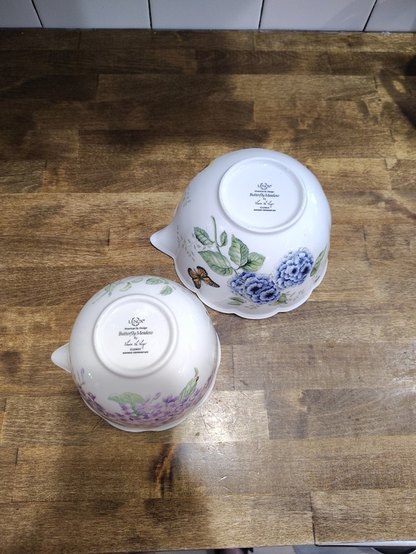 Lenox Butterfly Meadow 2 Nesting Mixing Bowls Porcelain Cottagecore Decor NEW gallery