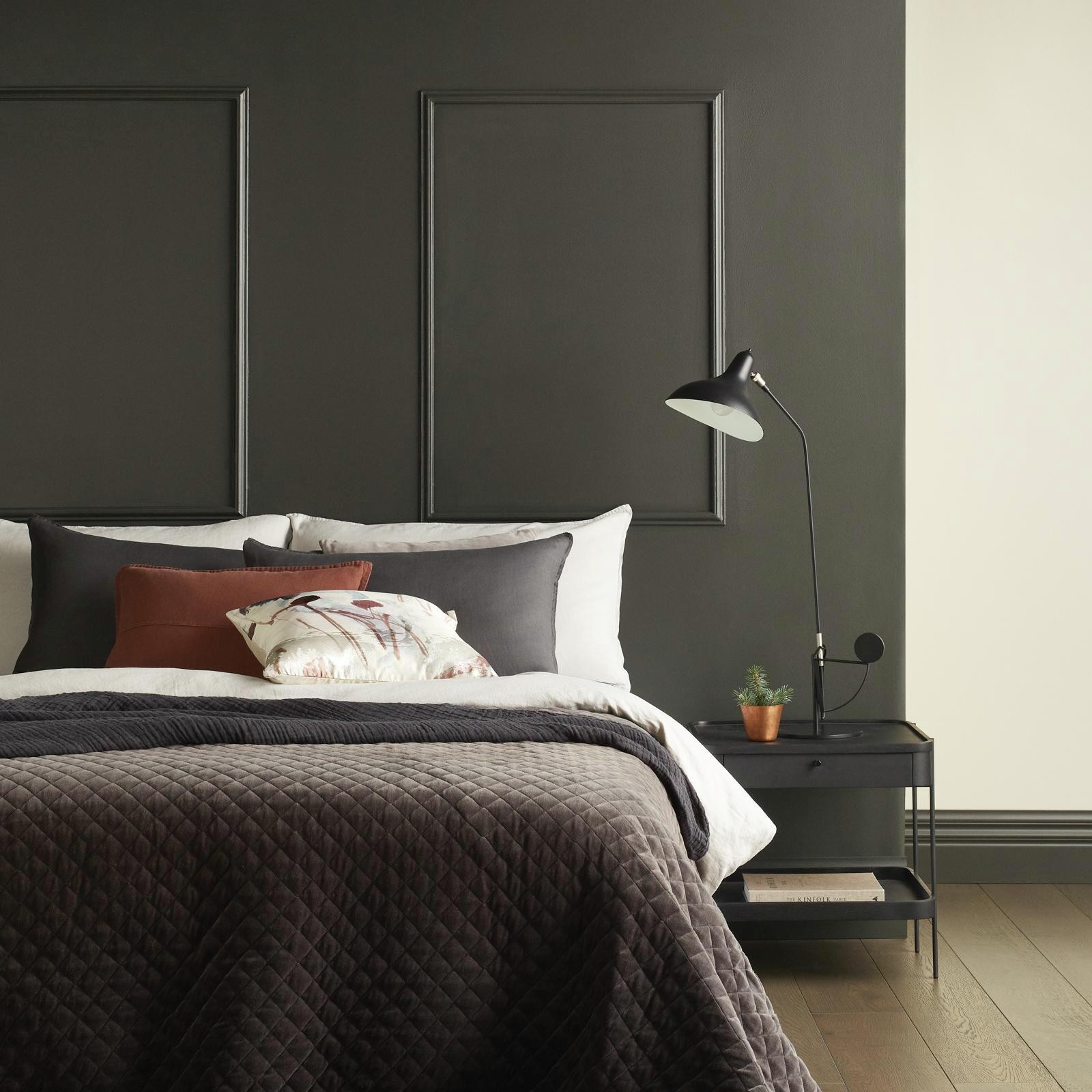 Porter's 2L River Stone Eggshell Finish Broadwall Washable Paint gallery