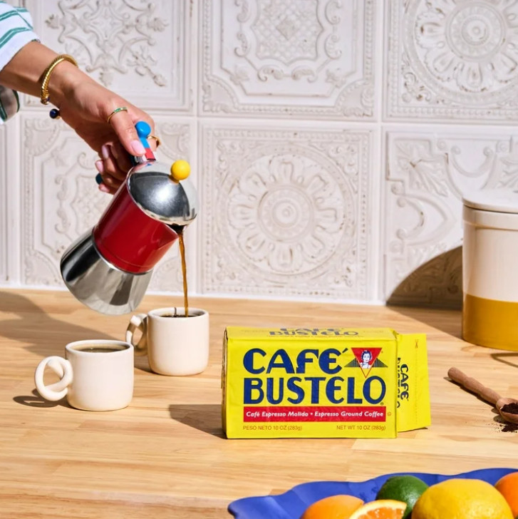 (2 pack) Cafe Bustelo,Espresso Style Dark Roast Ground Coffee,Vacuum Packed 10oz gallery