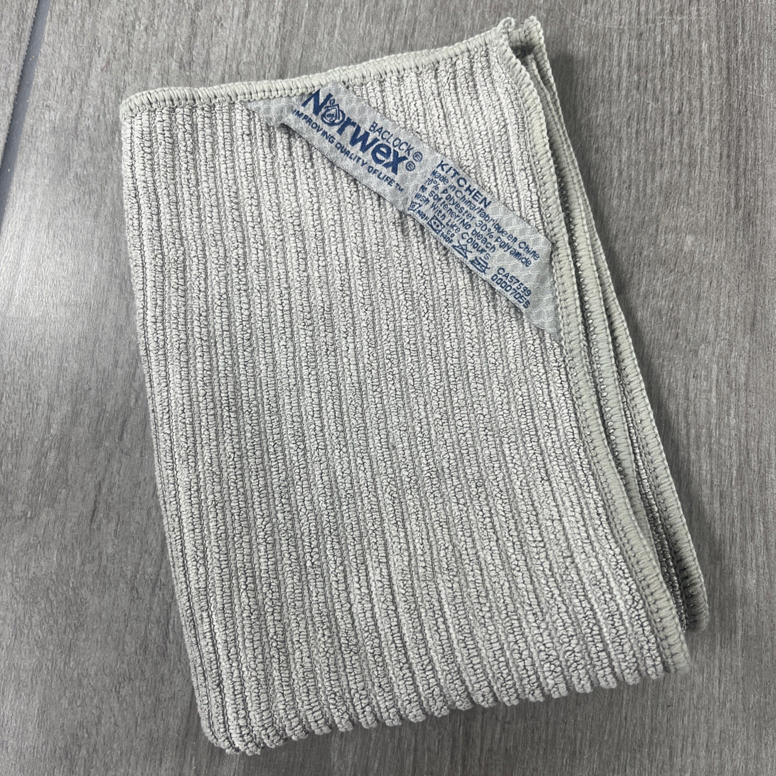 Norwex Graphic Kitchen Cloth And EnviroCloth With BacLock gallery