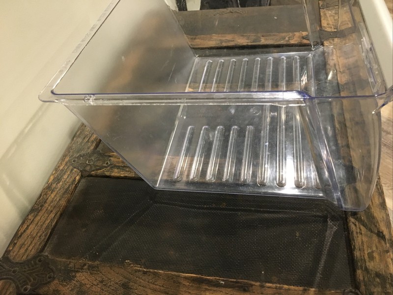Crisper Pan Compatible with Whirlpool WRS322FDAW04 ED5LHAXWB00 IS25CFXTQ00 1092 gallery