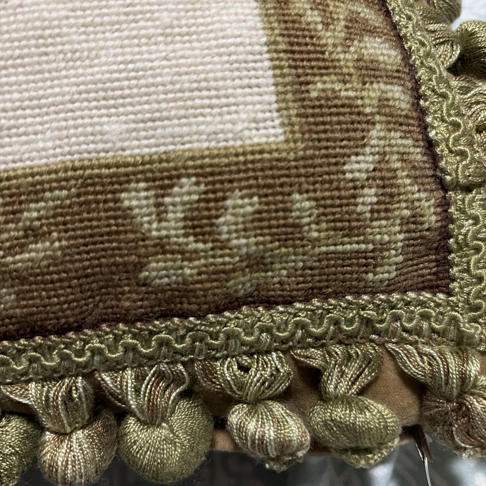 Seashell Needlepoint Pillow Green Tassles Sand Tan Wool W/insert 18x20” gallery