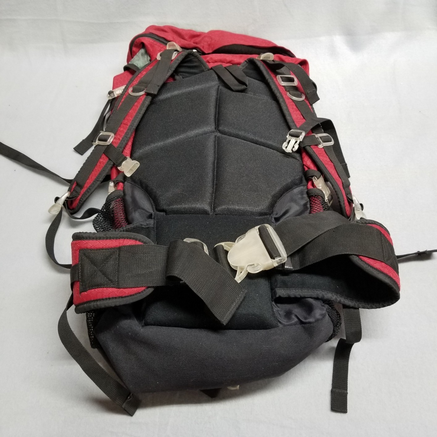 Wenger Cascade Backpack  Red Black Mountain Hiking Outdoor 4