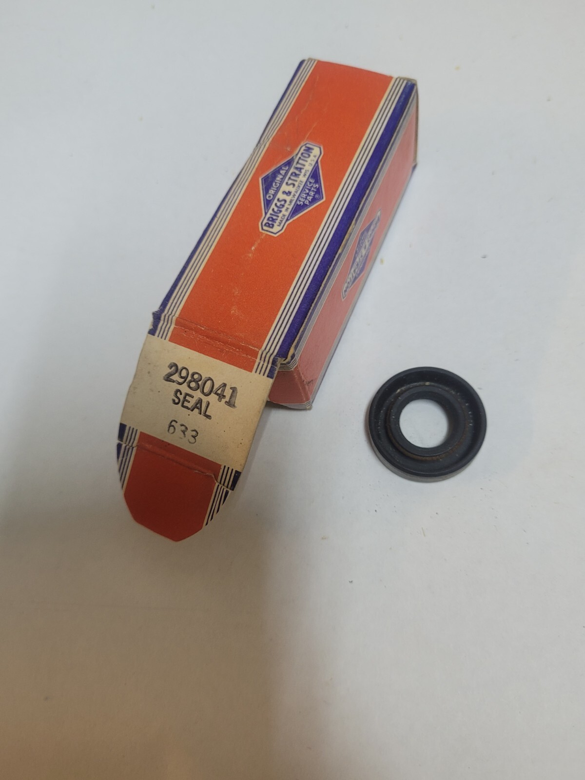 Genuine Briggs & Stratton ~ 298041 Oil Seal gallery