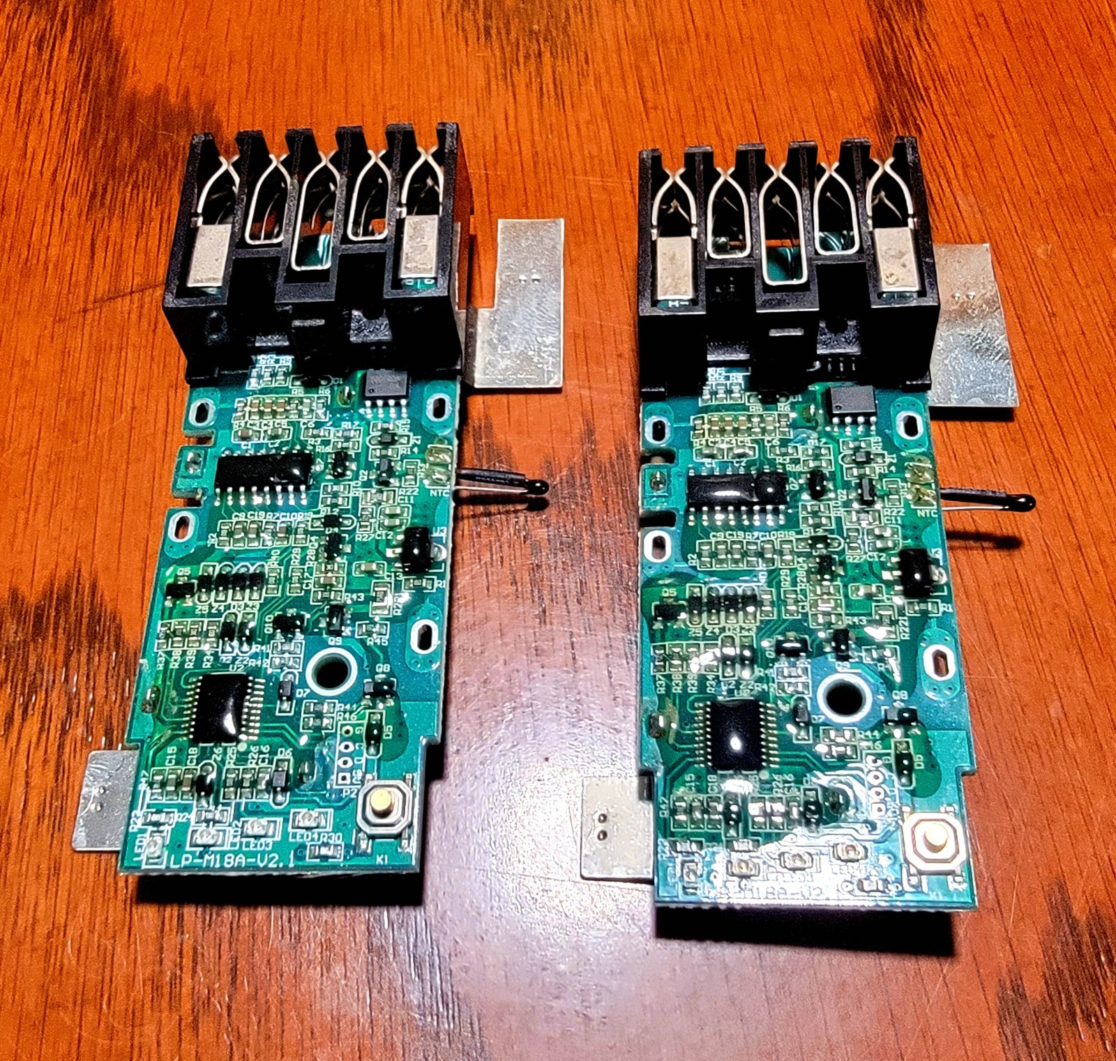 2X--M18 Lithium Battery PCB Boards Charging Protection Circuit Board Milwaukee gallery