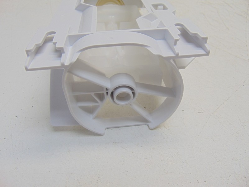 Frigidaire Refrigerator FRFS2823AS3 Ice Maker Assembly gallery