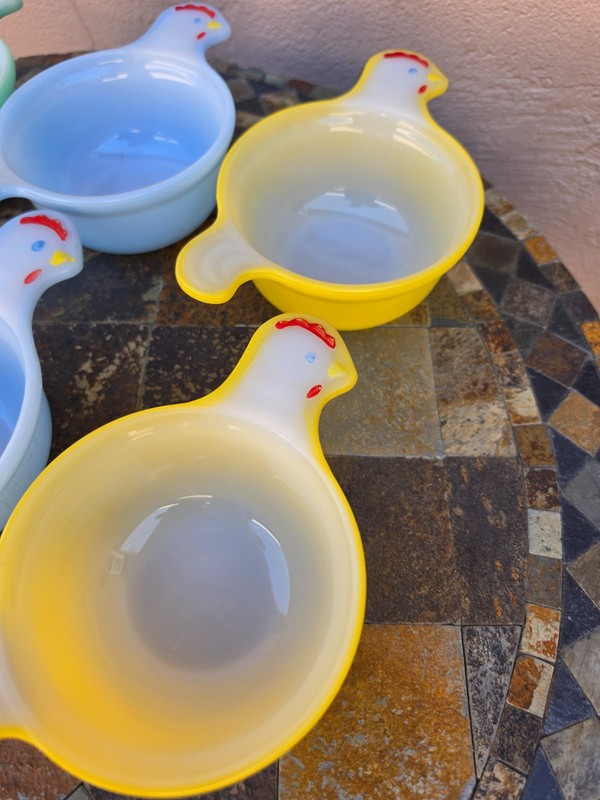Glasbake Multiple Colors Rooster Chicken Kitchen Dinnerware Soup Bowls Lot Of 6 gallery