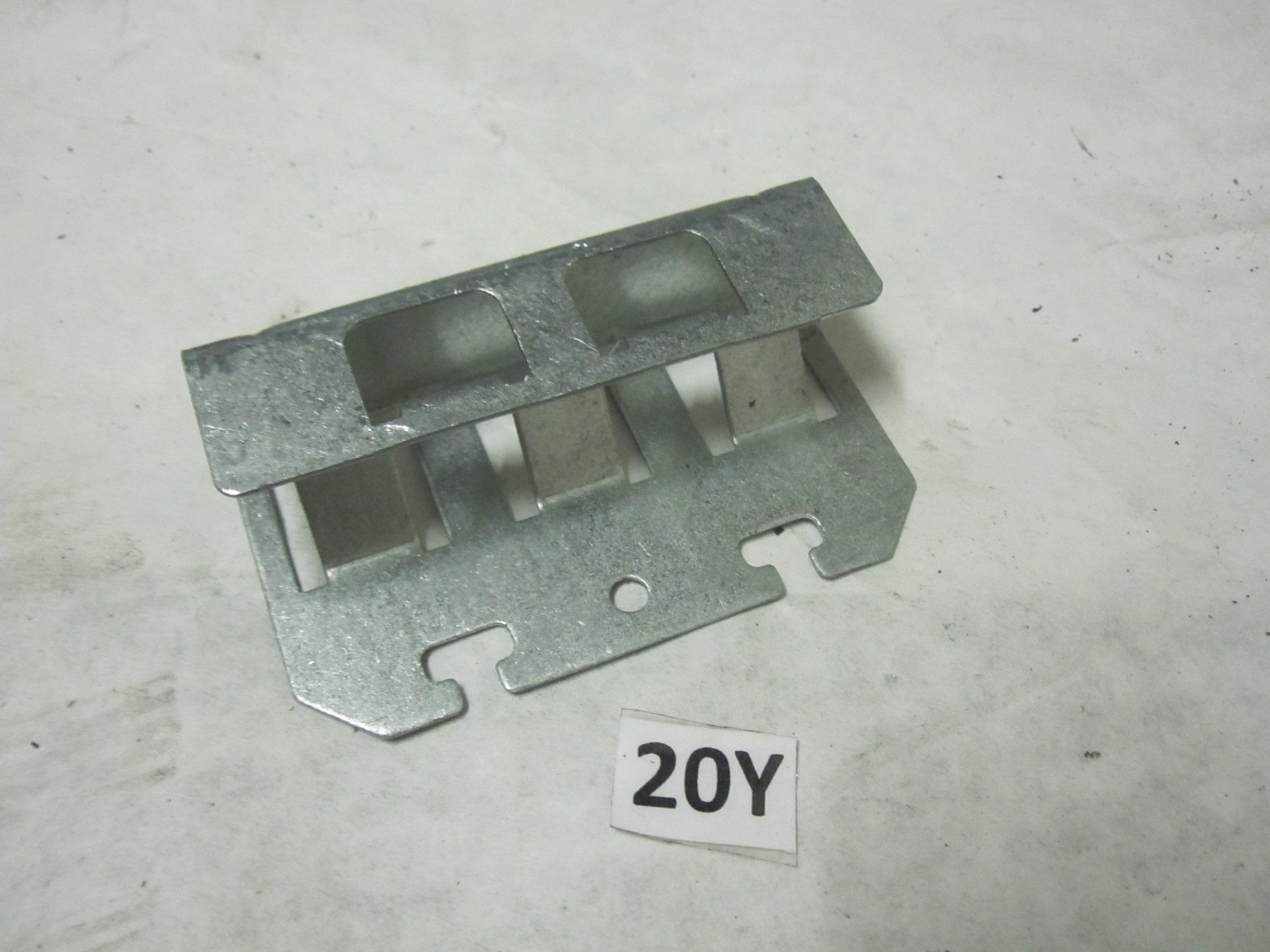 G90 terminator clips Sill Gripper 3/4 for Standard Siding 98 QTY gallery