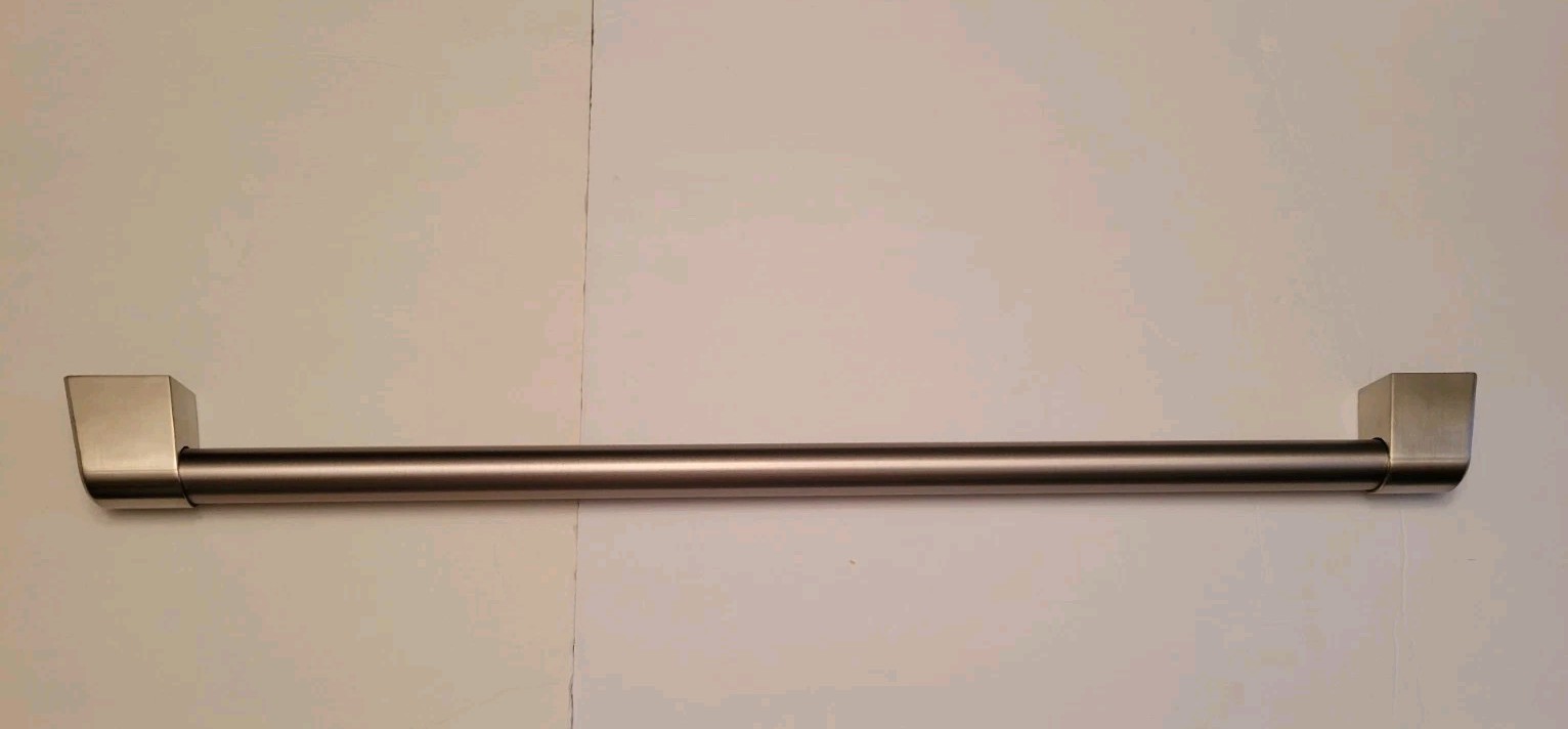 Cafe Signature GE Range Brushed Stainless Steel Handle (191D9854G004) - 30" 1/8" gallery