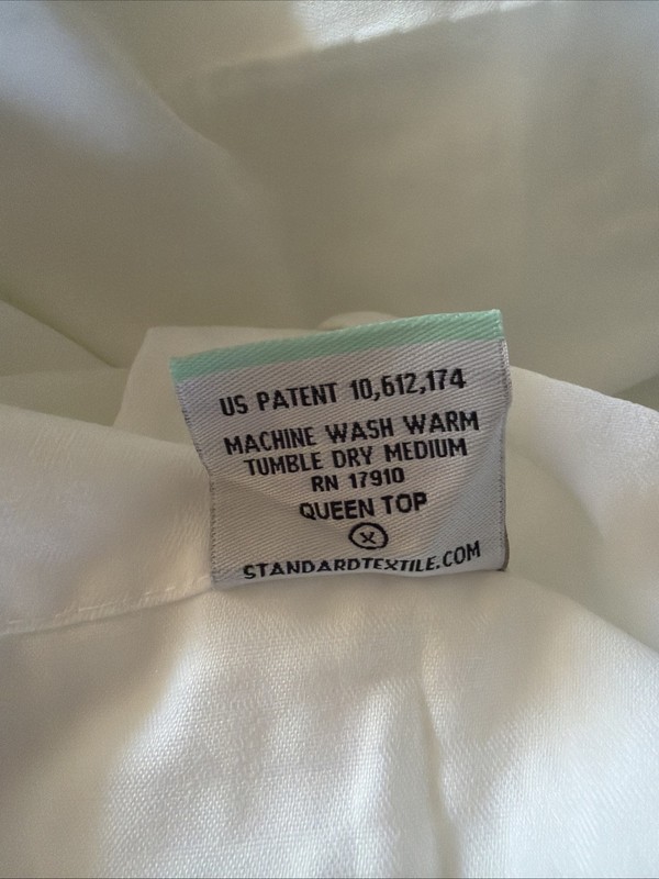 Marriott International Cobblestone Wash Activated Ripple Texture Queen Coverlet gallery