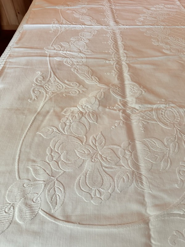QUEEN SIZE Matelasse Bedspread Cotton Embossed Never Used excellent gallery