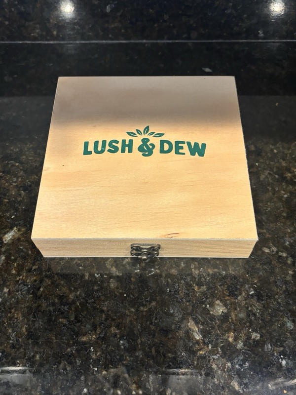 Lush & Dew All-In-One Insect & Bug Repellent Seed Bank 16 Varieties gallery