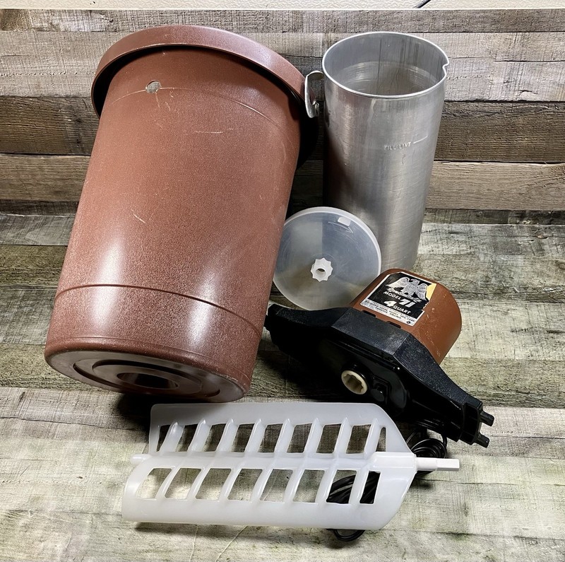 Model 71 Richmond Cedar Works 4 Quart Ice Cream Maker Tested Works Great Brown gallery
