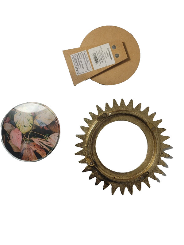 4 INCH CIRCULAR PICTURE FRAME gallery