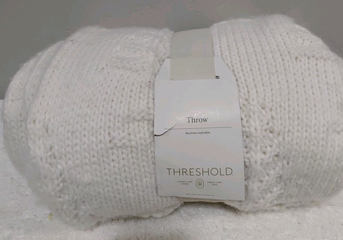Threshold 50x60in Throw Blanket White Knitted gallery