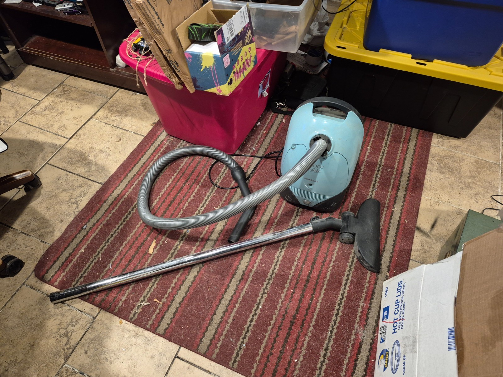 Samsung 1300W Compact Canister Vacuum VAC-5528r Corded Brush gallery