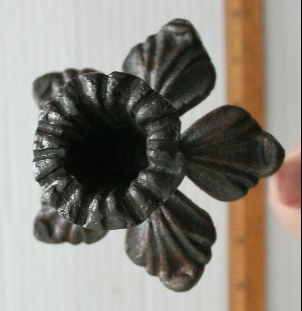 Cast Iron Flower Garden Stake Daffodil Jonquil Narcissus Small Rustic Metal gallery