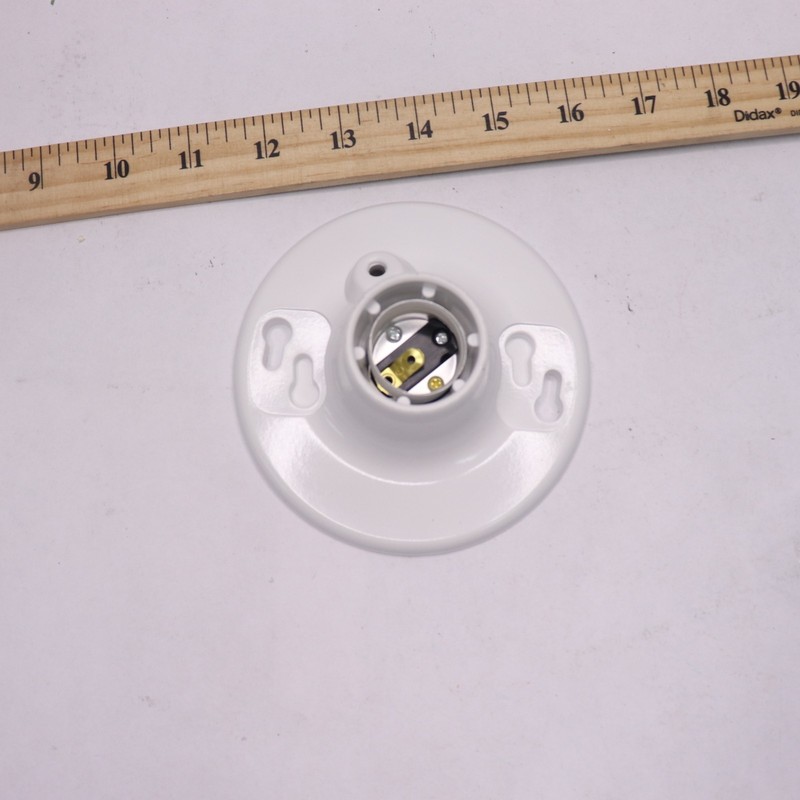 Leviton Plastic Pull-Chain Lampholder gallery