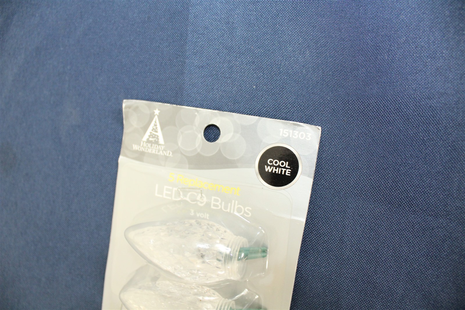 Lightbulbs 5 Pack LED C9 replacement Bulbs Cool White 11226-88 gallery