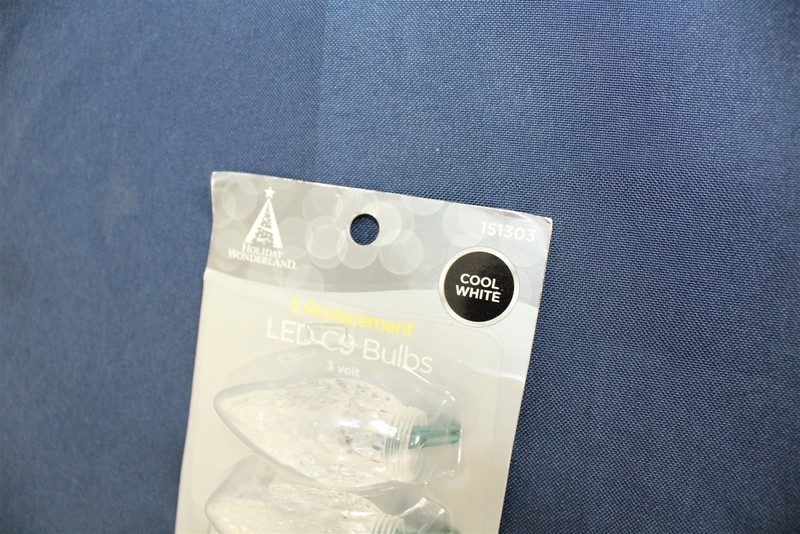 Lightbulbs 5 Pack LED C9 replacement Bulbs Cool White 11226-88 gallery
