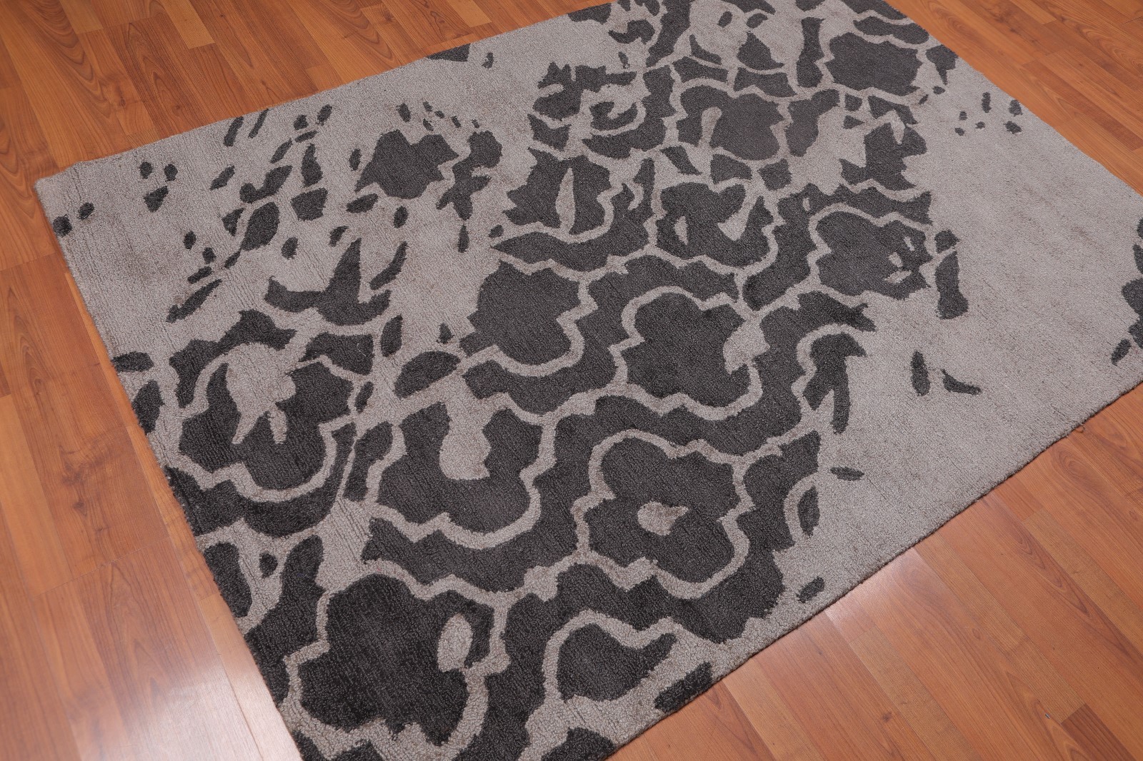 4'8" x 6'7" Handmade Loop & Cut textured pile Area Rug Modern Tan gallery