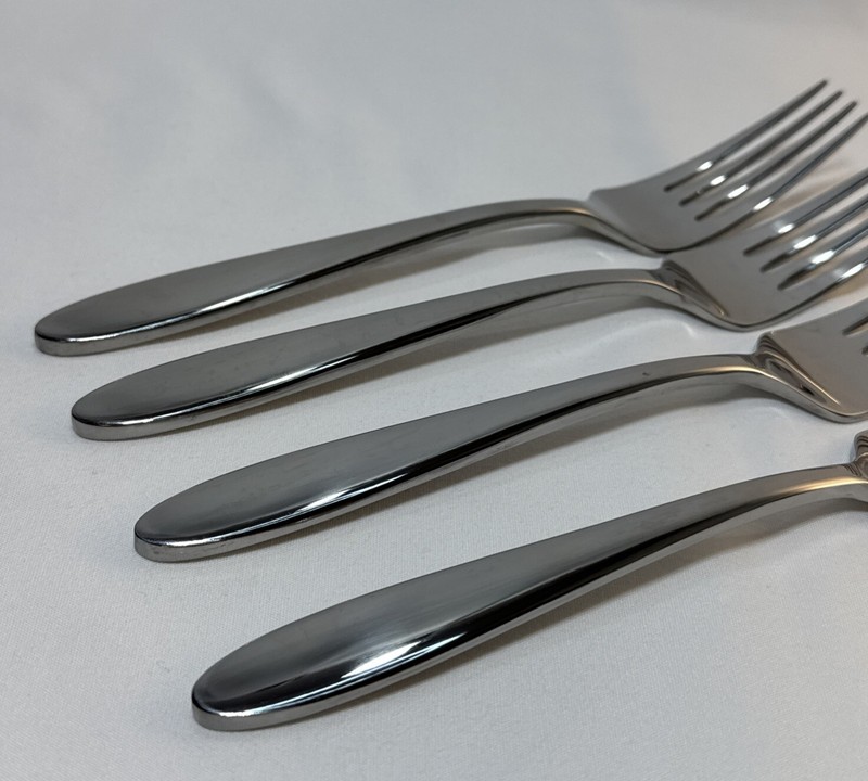 Oneida Mooncrest Stainless Flatware Dinner Forks 8” Glossy #89-204 Pieces 4 gallery