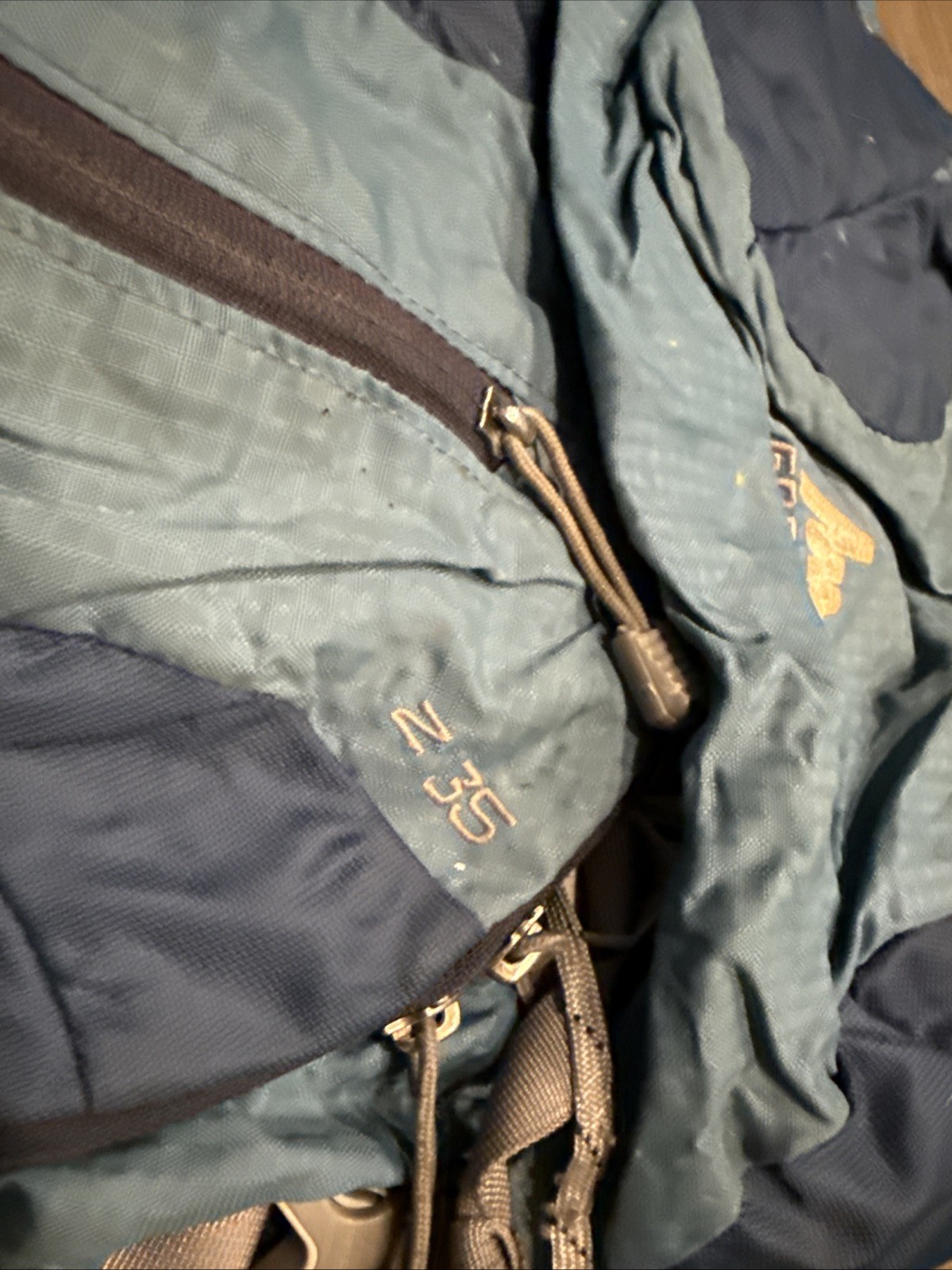 Discontinued Gregory Z Pack 35L Medium Internal Frame Hiking Backpack 4