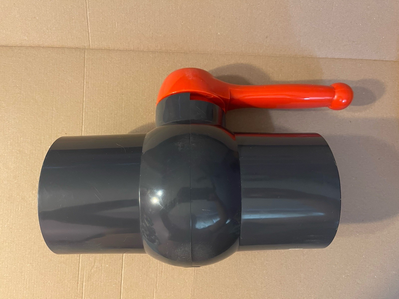 EVERFLOW 270S400 Sch. 80 PVC RED HANDLE 150PSI 4"solventball valve gallery