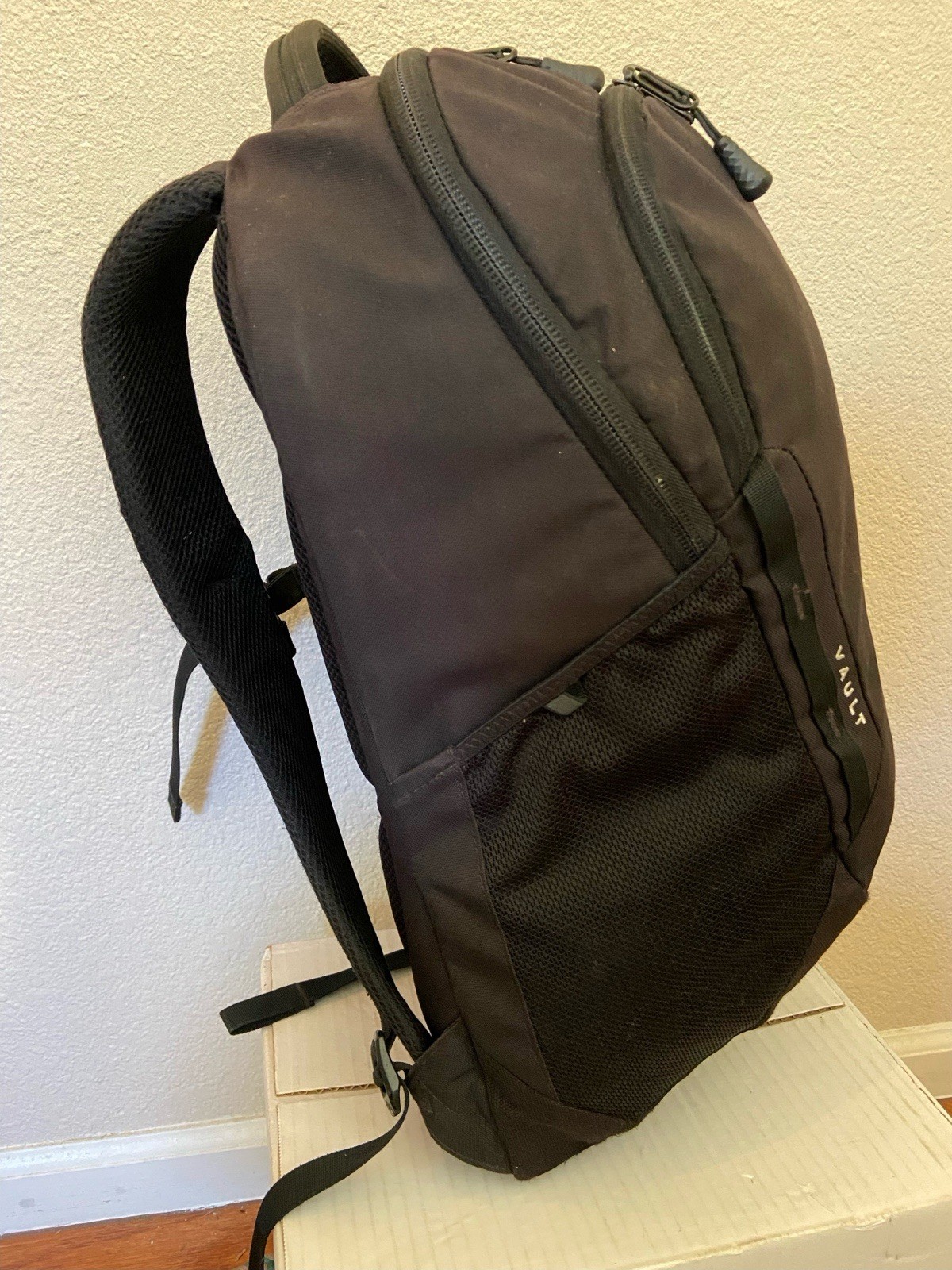 The North Face Vault Backpack Day Pack Black One Size 2