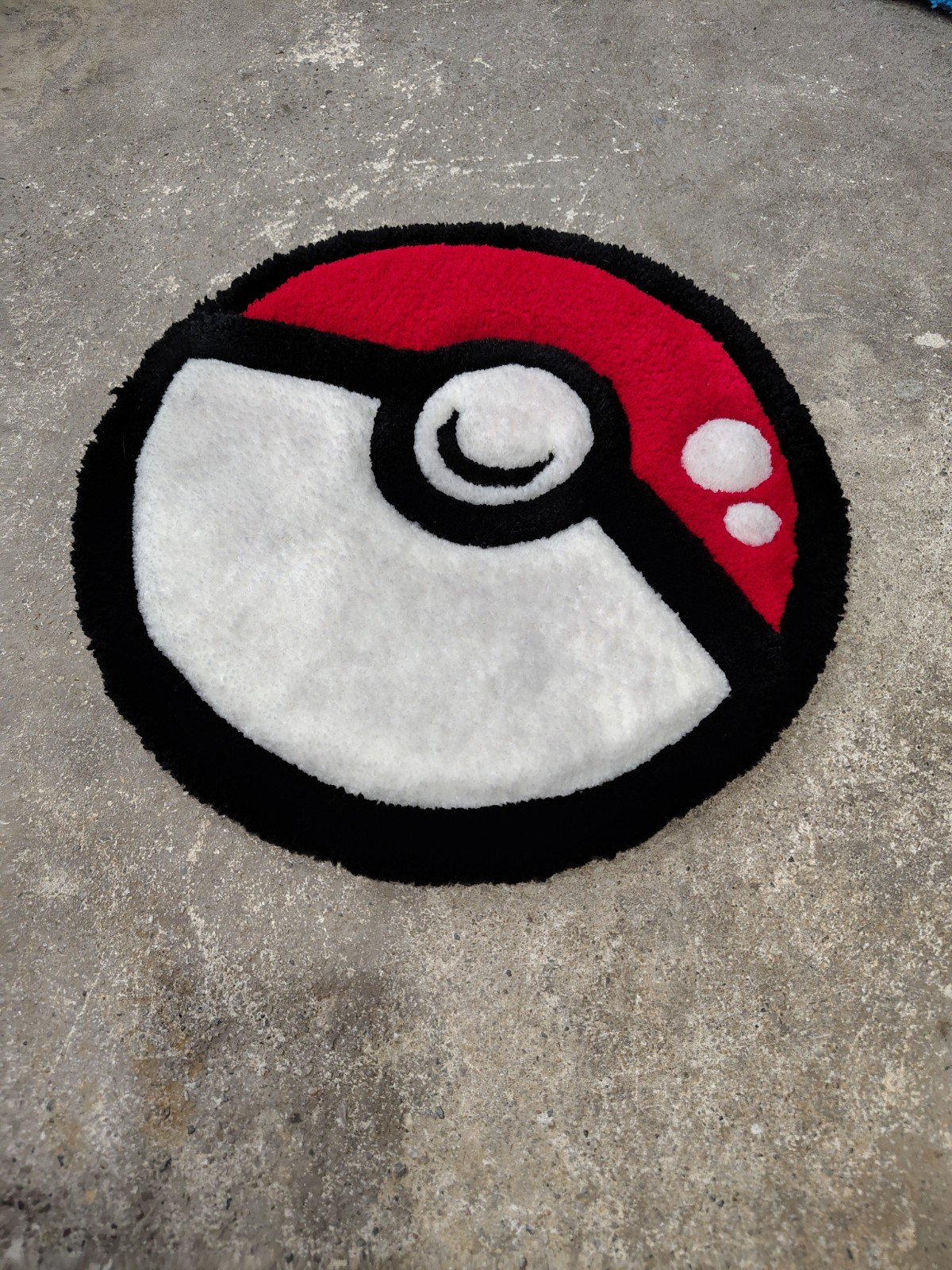 Hand Tufted Pokeyball Rug. Made In The USA From Premium Acrylic Yarn 13inch gallery